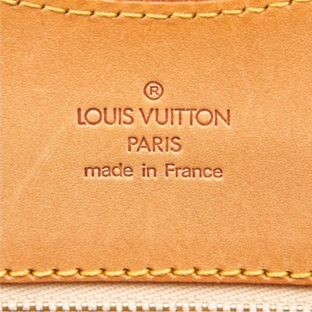 Louis Vuitton bag - Picture 7 of 8